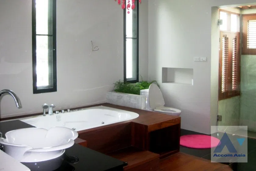 รูป 🔼🔽 AccomA 📩 Pink-Themed Home with Artistic Character (1914114) - รูปที่ 18/20