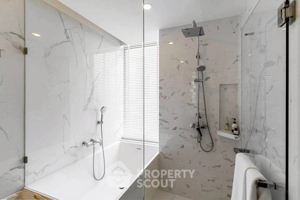 picture 2-BR Condo at Siamese Exclusive Queens near MRT Queen Sirikit National Convention Centre (ID 2420163) - 10/10