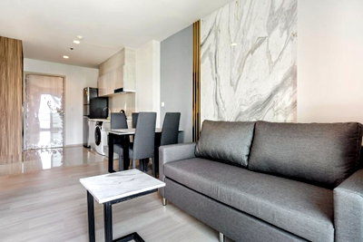 Condos for rent : For Rent - Life One Wireless , Luxury Class 2 bedrooms 1 bathroom