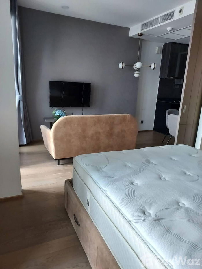 picture Live Your Dream in Bangkok's Stylish City Condo 1172224 - 1/8