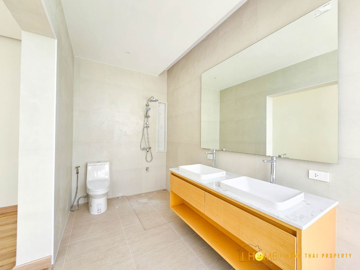 picture Two-story pool villa for sale 4 bedrooms 3 bathrooms and 3 parkings. - 23/31