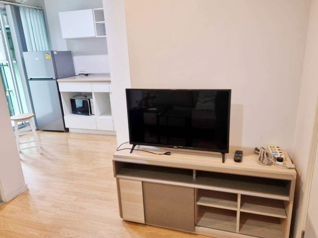 รูป ***ให้เช่า ลุมพินี ศรีนครินทร์-หัวหมาก (มีเครื่องซักผ้า!!! + แอร์ 2ตัว!!!) *รับโปรพิเศษ* LINE : @Feelgoodhome (มี@หน้า) - รูปที่ 8/13