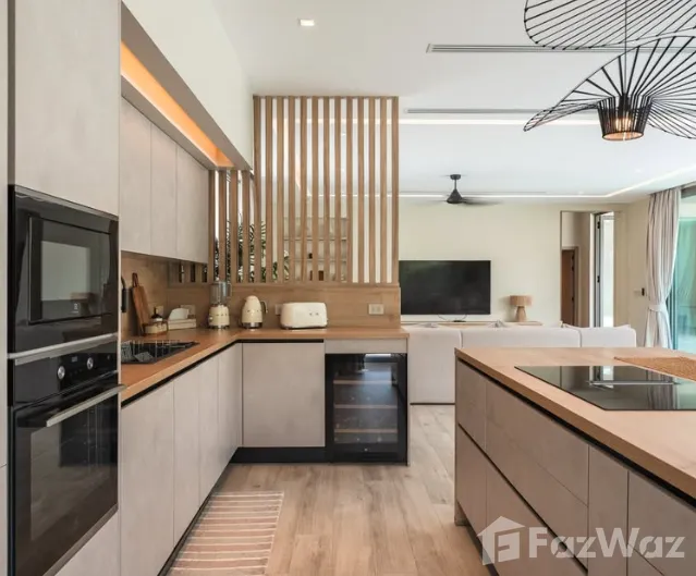6 Bedroom Villa for rent in Rawai, Phuket  5853169 - image 2