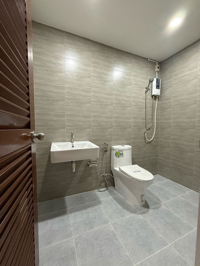 รูป S804 [ขาย] ทาวน์เฮาส์ รามคำแหง 142 🚆 MRT สถานีสัมมากร 💰 ราคาขายเพียง 2.79 ลบ. - รูปที่ 10/13