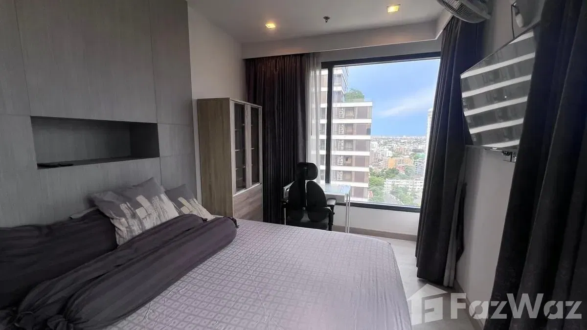 picture . 1894867 - 2/7