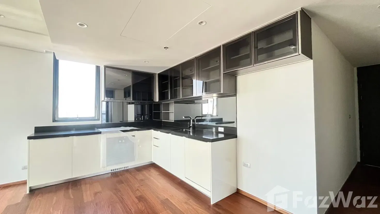 รูป คอนโดให้เช่า 2 ห้องนอน ในโครงการ วัน อัลติจูด เจริญกรุง 5700349 - รูปที่ 8/22