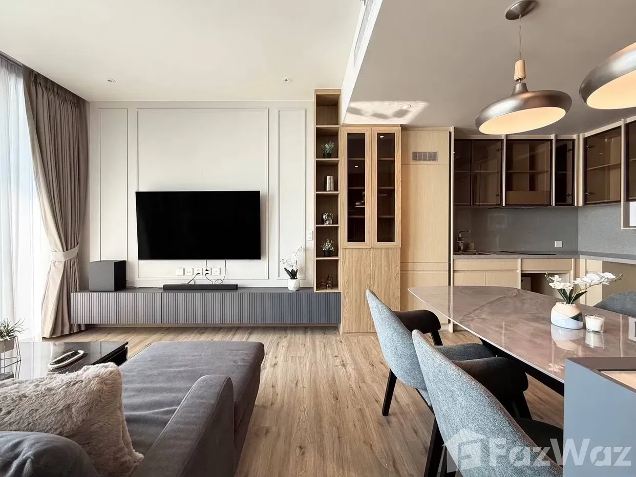 picture Luxury Seaview Condo for Sale at Arom Wongamat, Pattaya 5823182 - 2/21