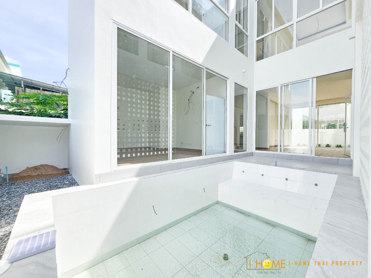 picture Two-story pool villa for sale 4 bedrooms 3 bathrooms and 3 parkings. - 18/31