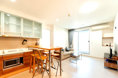 คอนโดให้เช่า : ว่างพร้อมอยู่! Rhythm Sukhumvit50. 2นอน 65ตร.ม. Line id: @pfagent