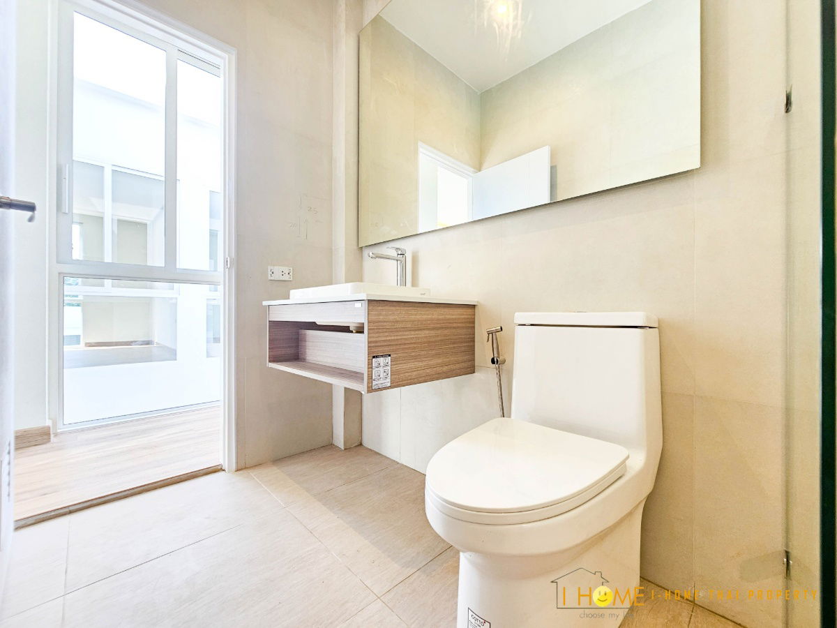 picture Two-story pool villa for sale 4 bedrooms 3 bathrooms and 3 parkings. - 27/31