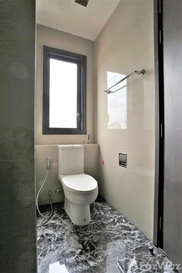 picture 1 Bedroom Condo for rent at Edge Sukhumvit 23 5791309 - 10/10