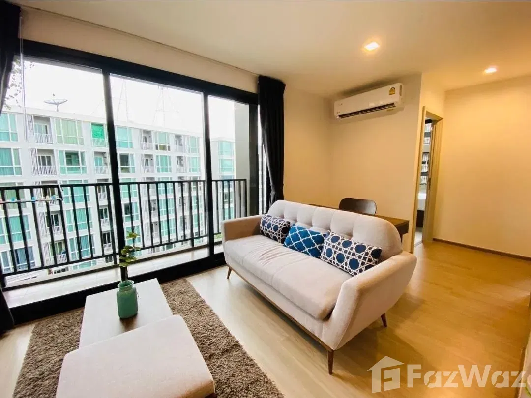 picture a low-rise condominium in Phuket towns heart. 5746005 - 2/15