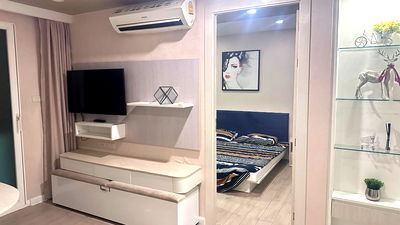 Condos for rent Pattaya : Condo for rent Seven Seas Condominium Resort Jomtien, pool view