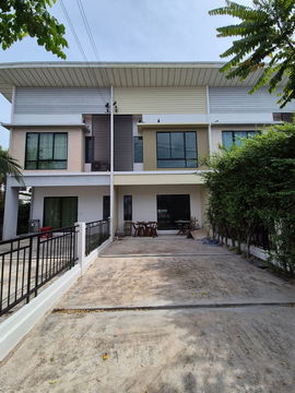 ทาวน์เฮาส์พร้อมซื้อ ที่ : หมู่บ้านโมดิวิลล่า