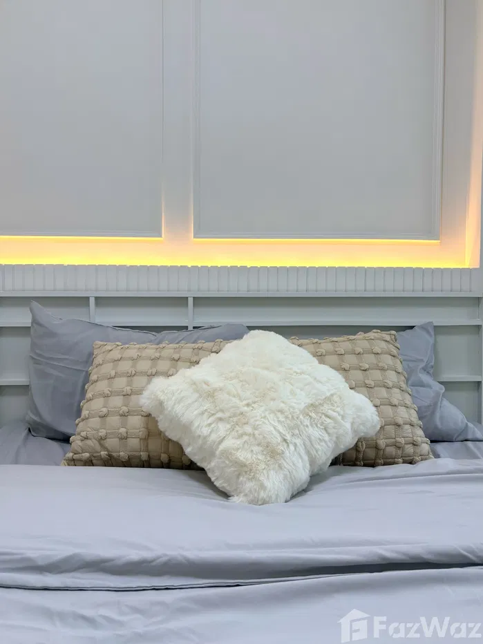 picture Fully renovated and ready to move in 1-bedroom condo 5815885 - 3/10