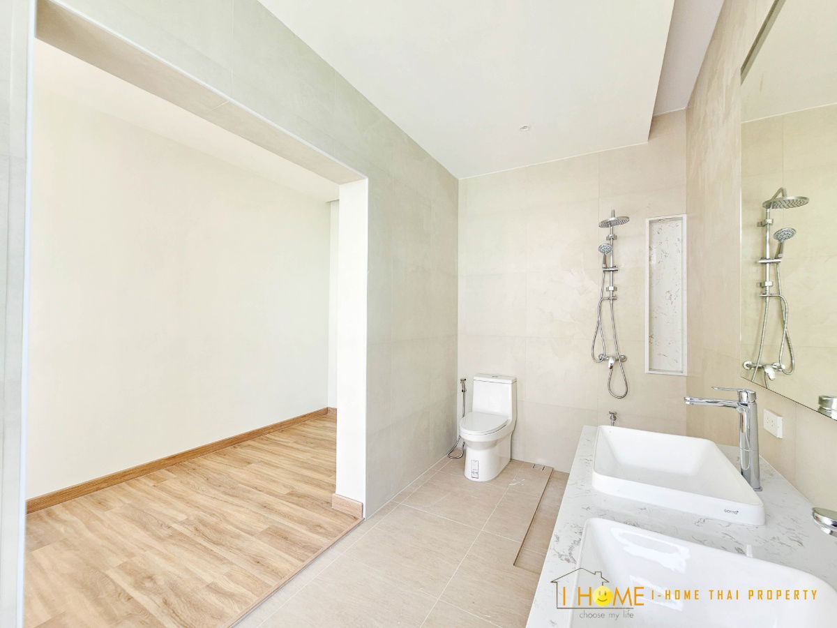 picture Two-story pool villa for sale 4 bedrooms 3 bathrooms and 3 parkings. - 24/31