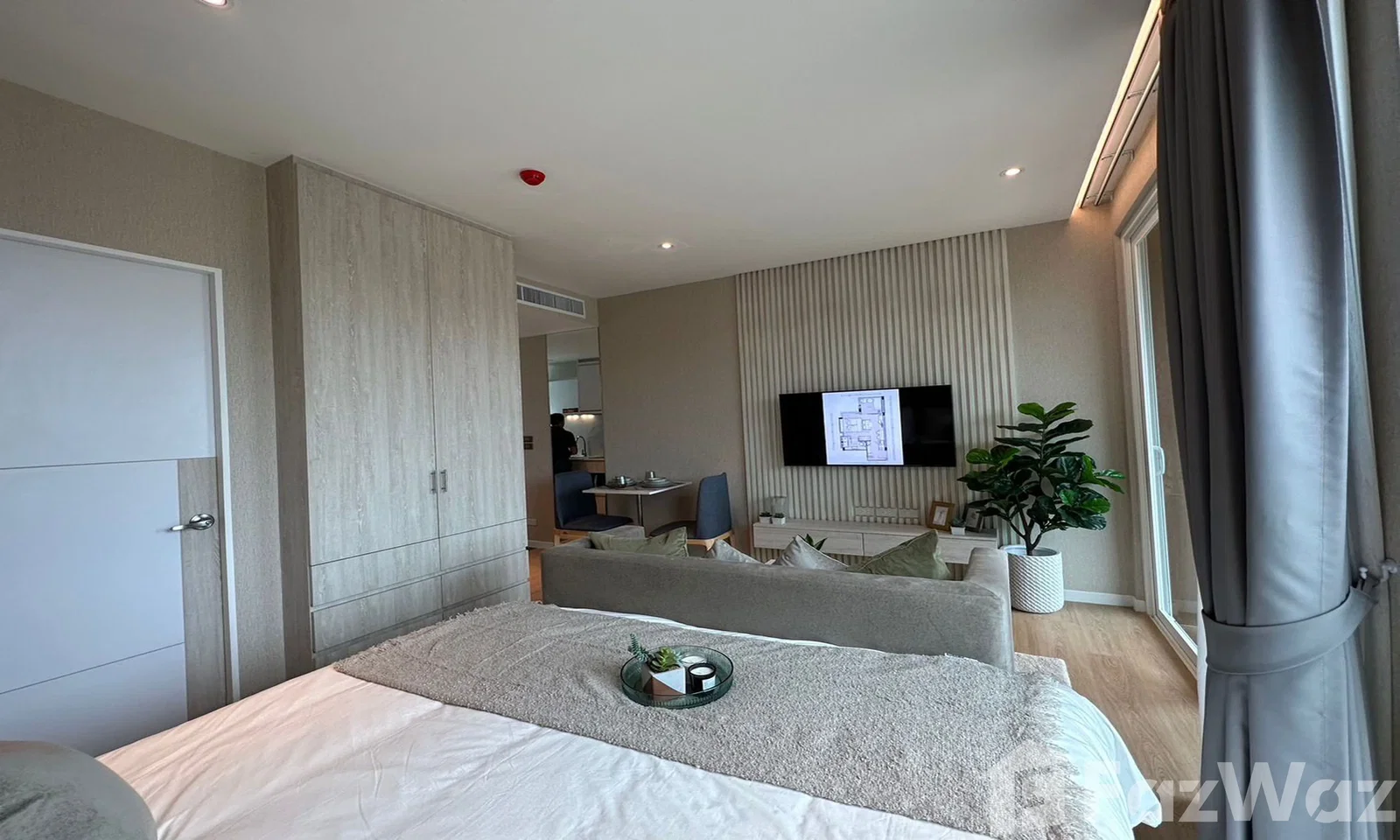 2 Bedroom Condo for sale at Beachfront Bliss  1916340 - image 3