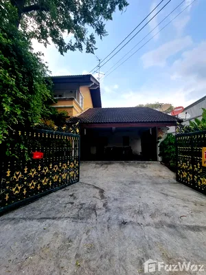 ขายบ้านเดี่ยว : บ้านหลังใหญ่ ร่มรื่น ใกล้เดอะมอลล์บางกะปิ 194 ตรว. 5828354