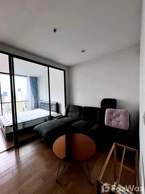 คอนโด โรบินสัน บางรัก : ขาย คอนโด 1 ห้องนอน ในโครงการ โนเบิล รีโว สีลม 5784390