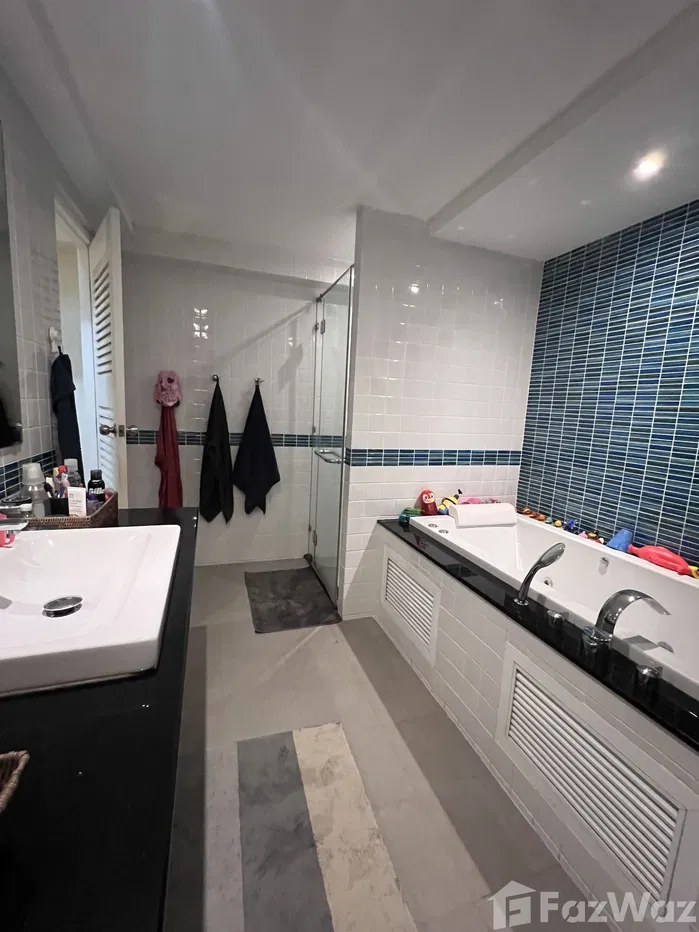 picture 4 Bedroom Townhouse for sale in Khlong Tan Nuea, Bangkok 5863915 - 36/47