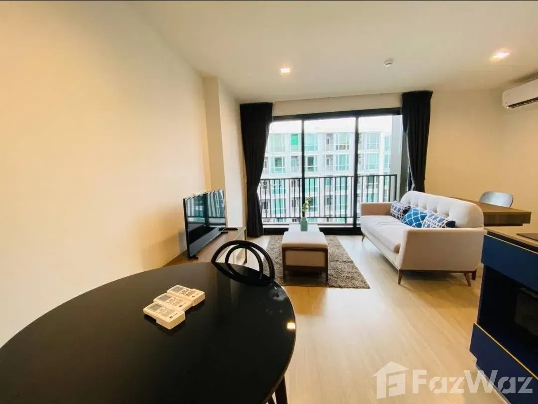 picture a low-rise condominium in Phuket towns heart. 5746005 - 5/15