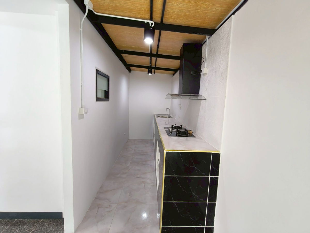 รูป บ้านเดี่ยว มีนบุรี นิมิตใหม่ คลองสามวา หมู่บ้านเคซีการ์เด้นโฮม หทัยราษฎร์ 34/3 บ้านมี 5 ห้องนอน โทรเลย 085-318-6868 - รูปที่ 26/37