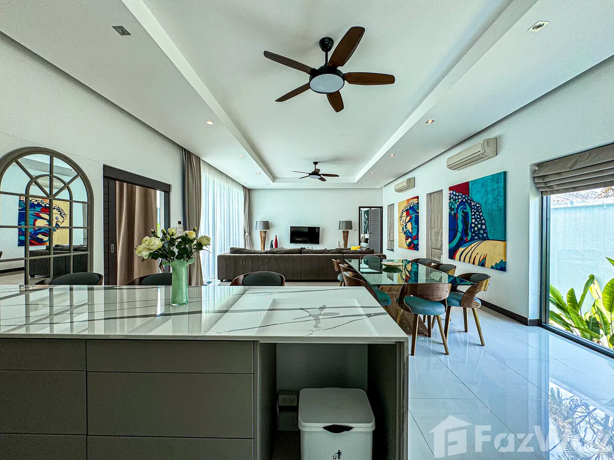 picture 4 Bedroom Villa for sale in Rawai, Phuket 5827055 - 25/51