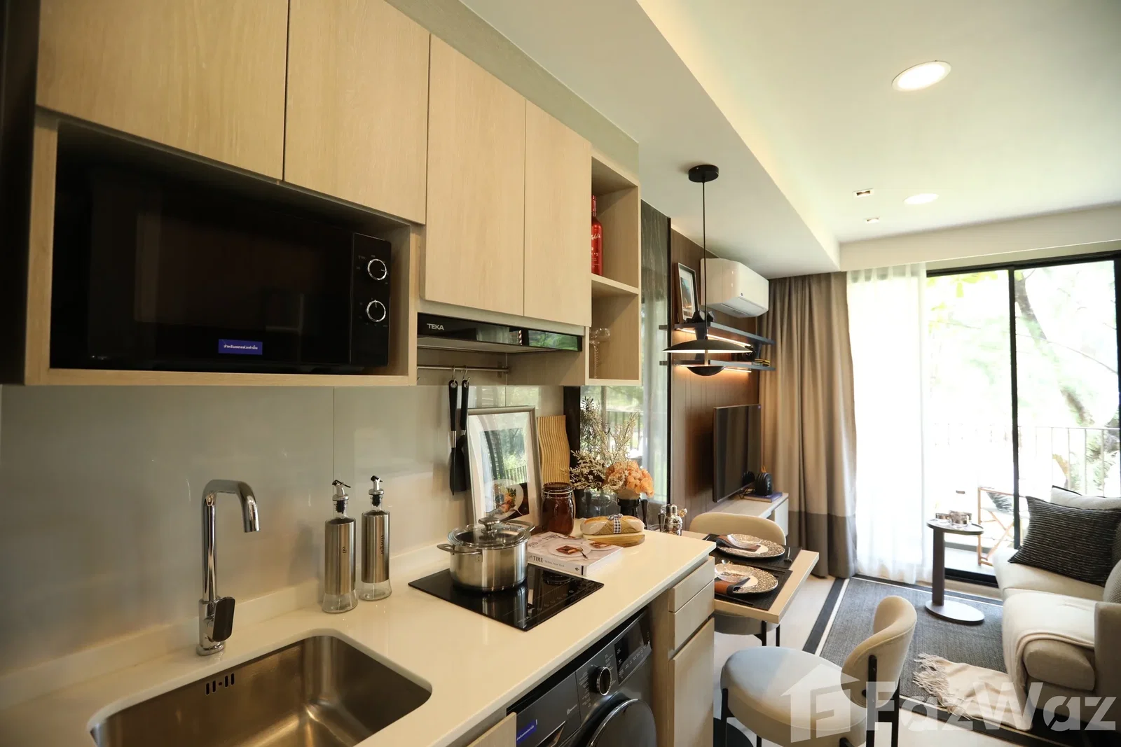 Modern 34 sq.m Apartment with Bathtub & City View 5766195