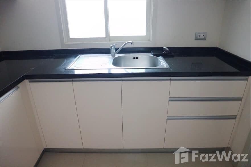 picture 2 Bedroom Condo for rent at Watermark Chaophraya 1755624 - 7/11