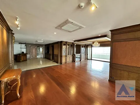 🔼🔽 AccomA 📩 4 BR Condominium @Tower Park (AA39590)
