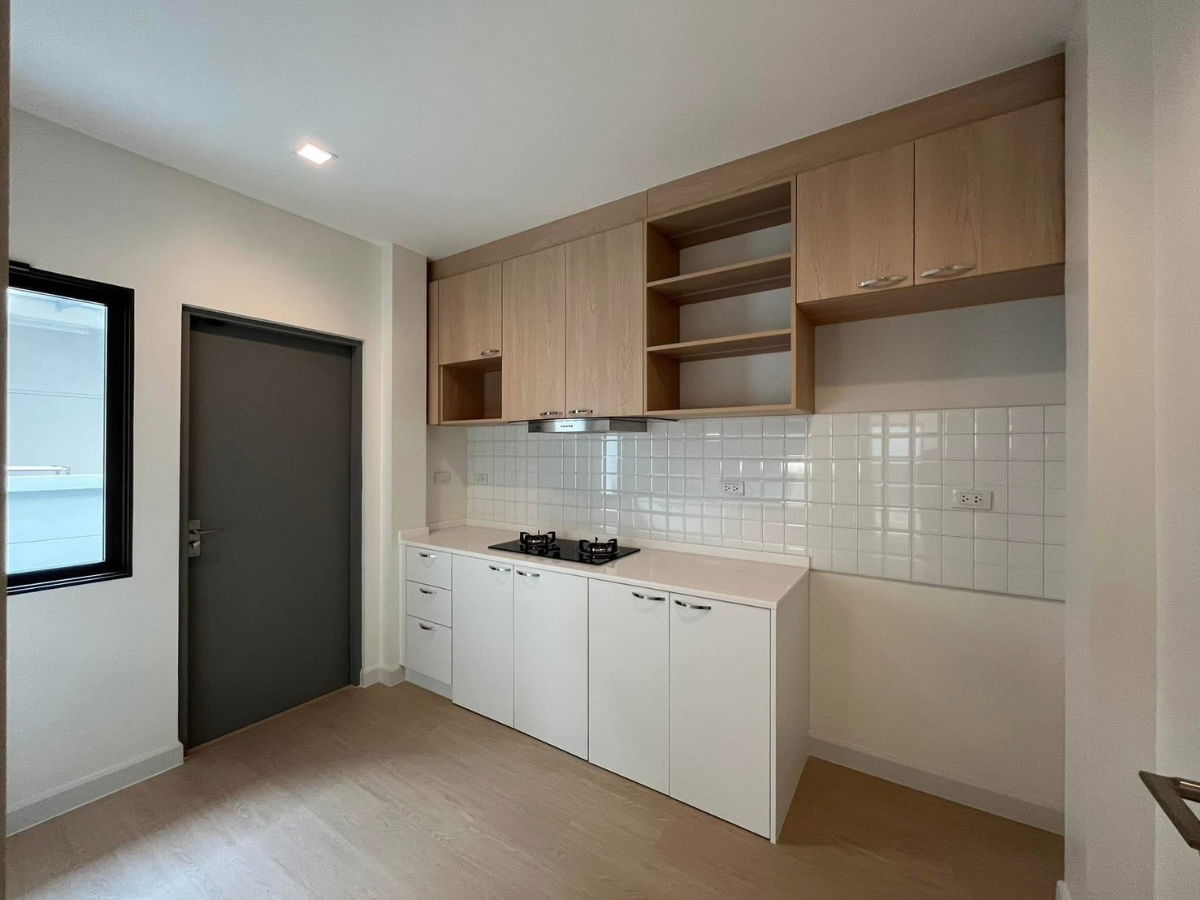 รูป ขายถูกกว่าโครงการ บ้านหรู บางกอก บูเลอวาร์ด พระราม 5 (50.3 ตร.ว.) 4นอน 3 น้ำ - รูปที่ 44/45