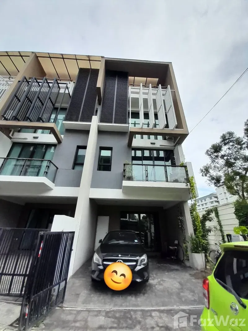 ขายทาวน์โฮม : ขาย ทาวน์เฮ้าส์ 3 ห้องนอน ในโครงการ เบล็สทาวน์ สุขุมวิท 50 5803803