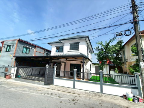 บ้านเดี่ยว มีนบุรี นิมิตใหม่ คลองสามวา หมู่บ้านเคซีการ์เด้นโฮม หทัยราษฎร์ 34/3 บ้านมี 5 ห้องนอน โทรเลย 085-318-6868