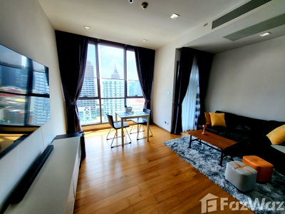 Condos for rent : Furnished Luxury 1 Bedroom Condo with a Unblocked City View 1651700