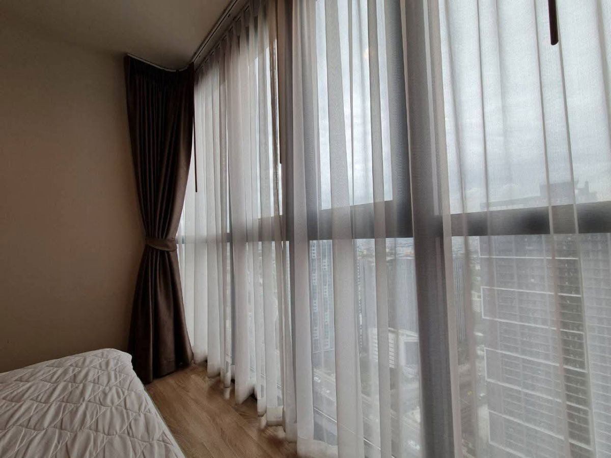 picture Airport link ramkhamhaeng 700 m. Price 15,000 Baht Condo THE BASE Garden - Rama 9 ( Rental ) - 8/12