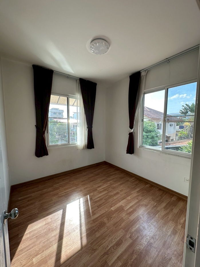 รูป ขายด่วน! ทาวน์โฮมหลังใหญ่สุดในโครงการ Dream Ville สวนผัก 32 – บ้านหัวมุม พื้นที่เยอะสุด 34.7 ตร.วา พร้อมอยู่! - รูปที่ 15/18