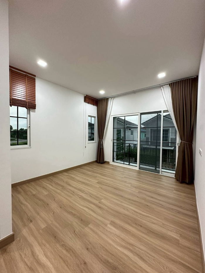 รูป ให้เช่า ✨🏡 บ้านเดี่ยวรีโนเวทใหม่ “เพรสทีจ ฟิวเจอร์–รังสิต” 🌿 บ้านสวยดีไซน์โมเดิร์น บรรยากาศอบอุ่นเป็นส่วนตัว - รูปที่ 17/17