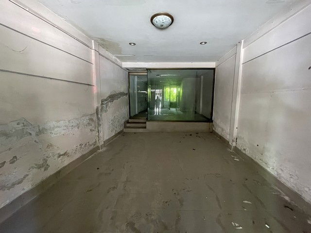 picture FOR SALE COMMERCIAL BUILDING PROPERTY 1300000 BAHT. - 4/8