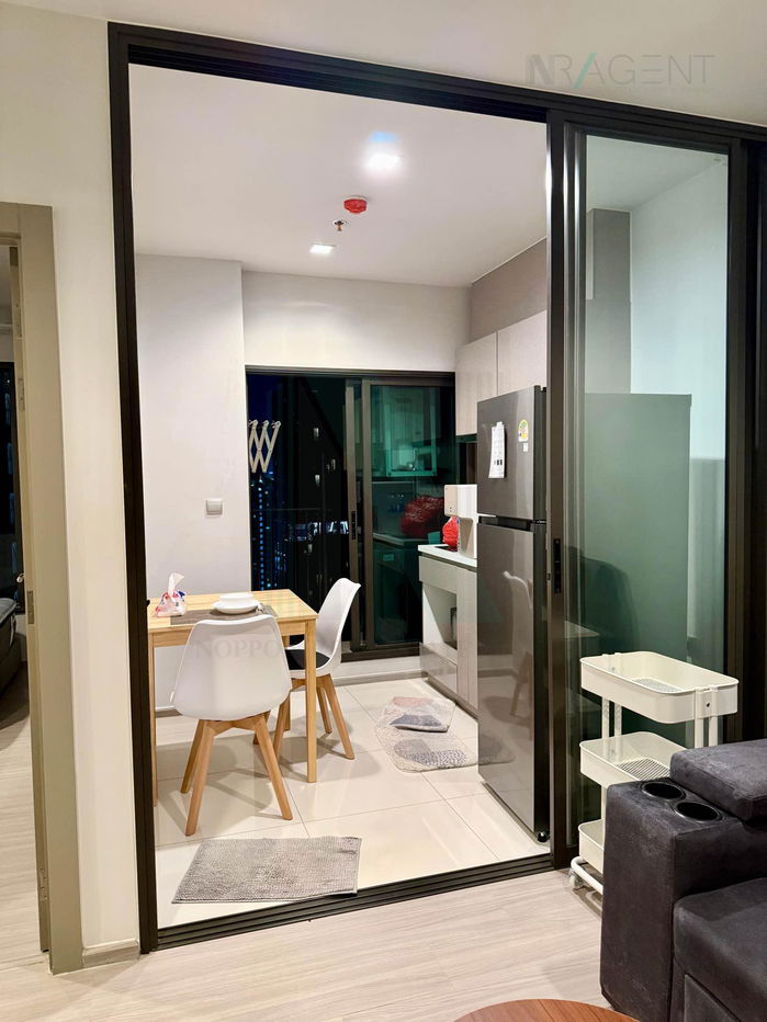 รูป 🎊 ให้เช่าคอนโด ไลฟ์ อโศก-พระราม 9 อาคาร 1 ชั้น 31 1 ห้องนอน ขนาด 32 ตรม ใกล้ ตลาดอยู่เจริญ - รูปที่ 7/8