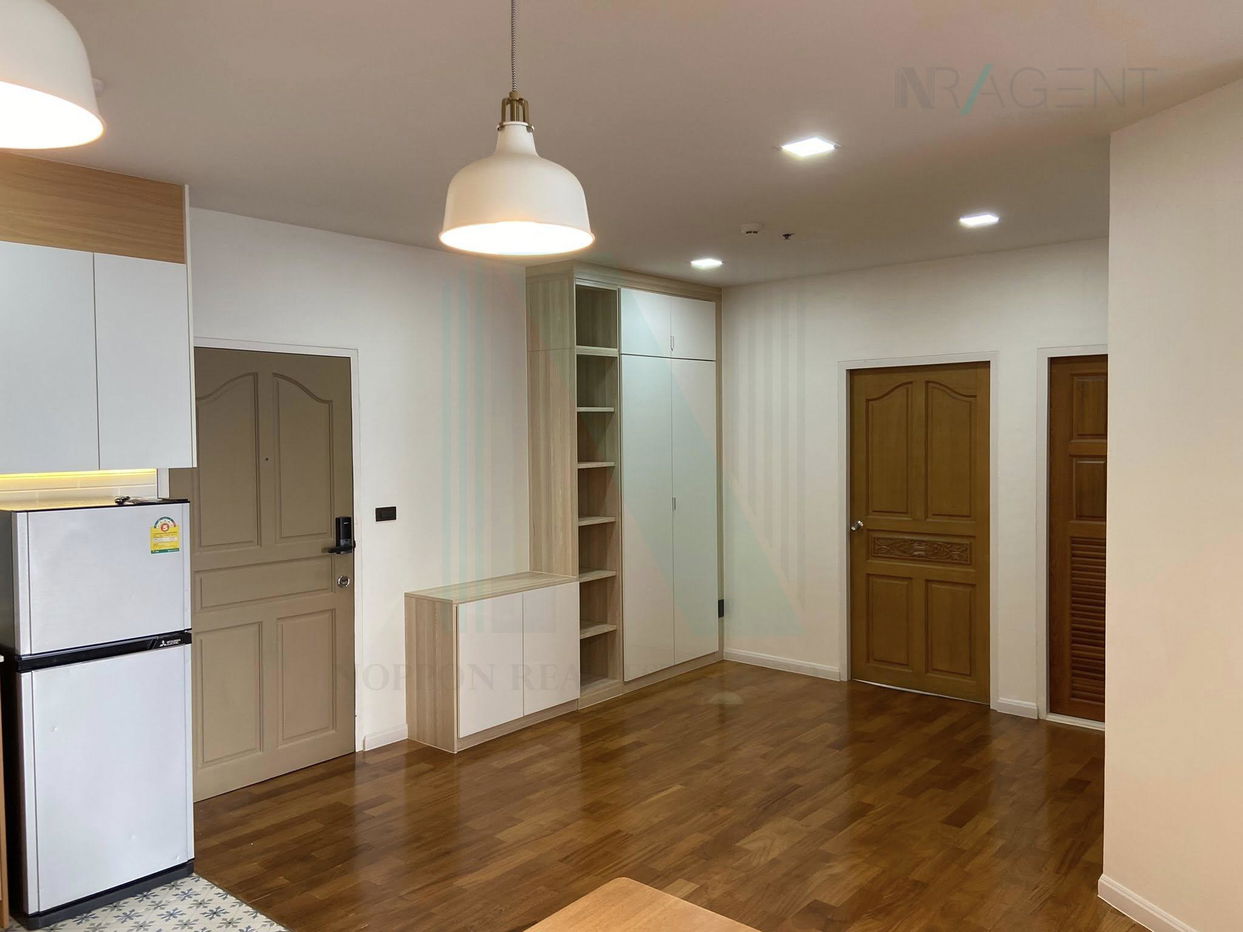 picture For Rent Condo PATHUMWAN RESORT Building 1, Floor 10,2 bed room, Room size 78 sqm - 6/8