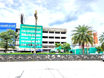 เช่าอาคารพาณิชย์ บางพลี สมุทรปราการ : 🏢 ให้เช่าอาคารพาณิชย์ตึกมุม 4.5 ชั้น (4 คูหา) ติดถนนกิ่งแก้ว ทำเลทอง ใกล้สนามบินสุวรรณภูมิ