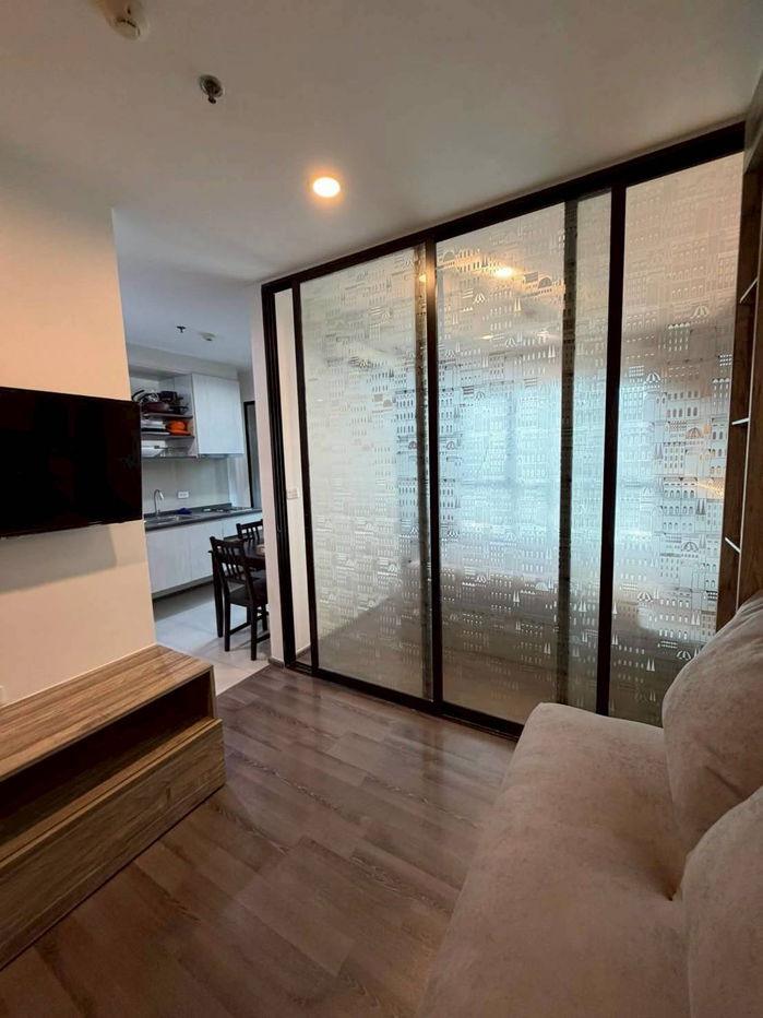 รูป The base park west 1B1B ชั้น 15 ขนาด 26 ตร.ม เช่า 13,000 บาท/เดือน เฟอร์และเครื่องใช้ไฟฟ้าครบ - รูปที่ 3/7