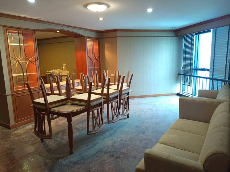 ขายคอนโด : ขาย  ห้องคอนโด กว้าง 2 ห้องนอน ที่ คอนโด NS Tower Bangna, ติดห้าง Central บางนา