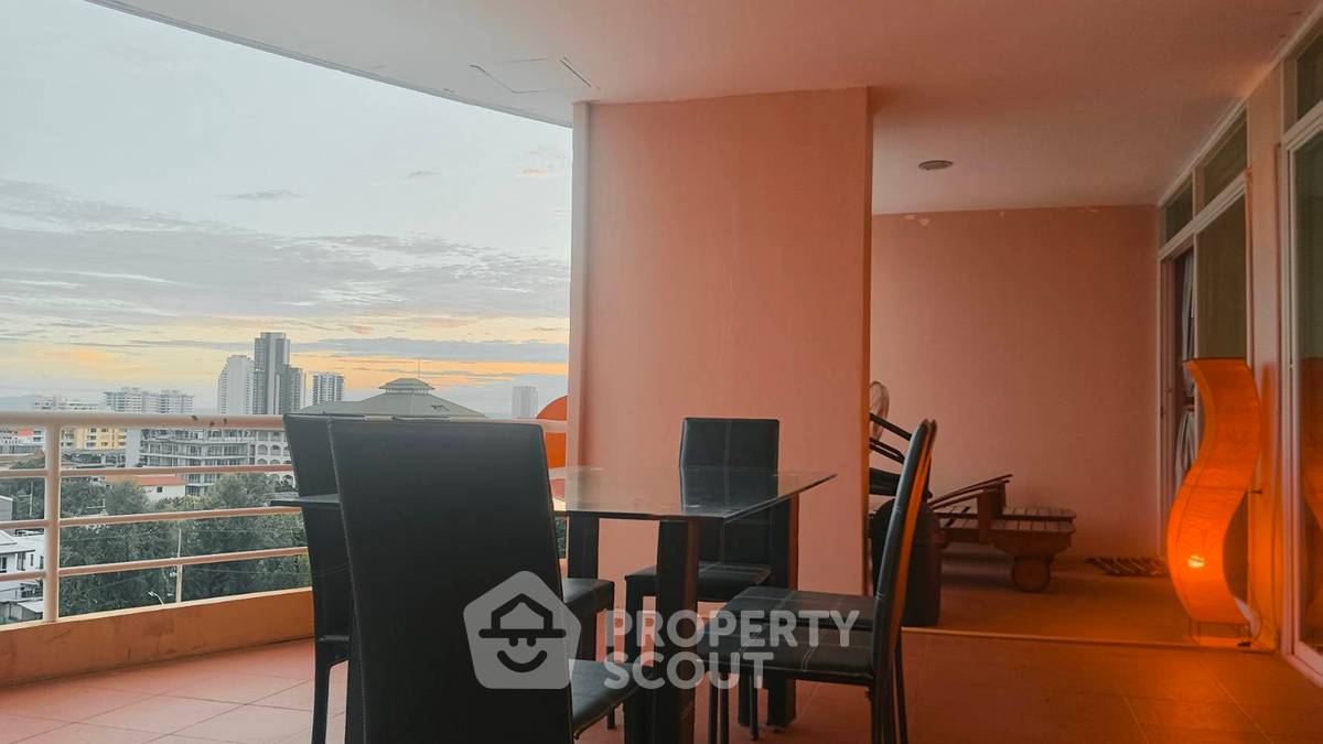 picture 3-BR Condo at Executive Residence 4 close to Phratamnak (ID 2343116) - 20/23