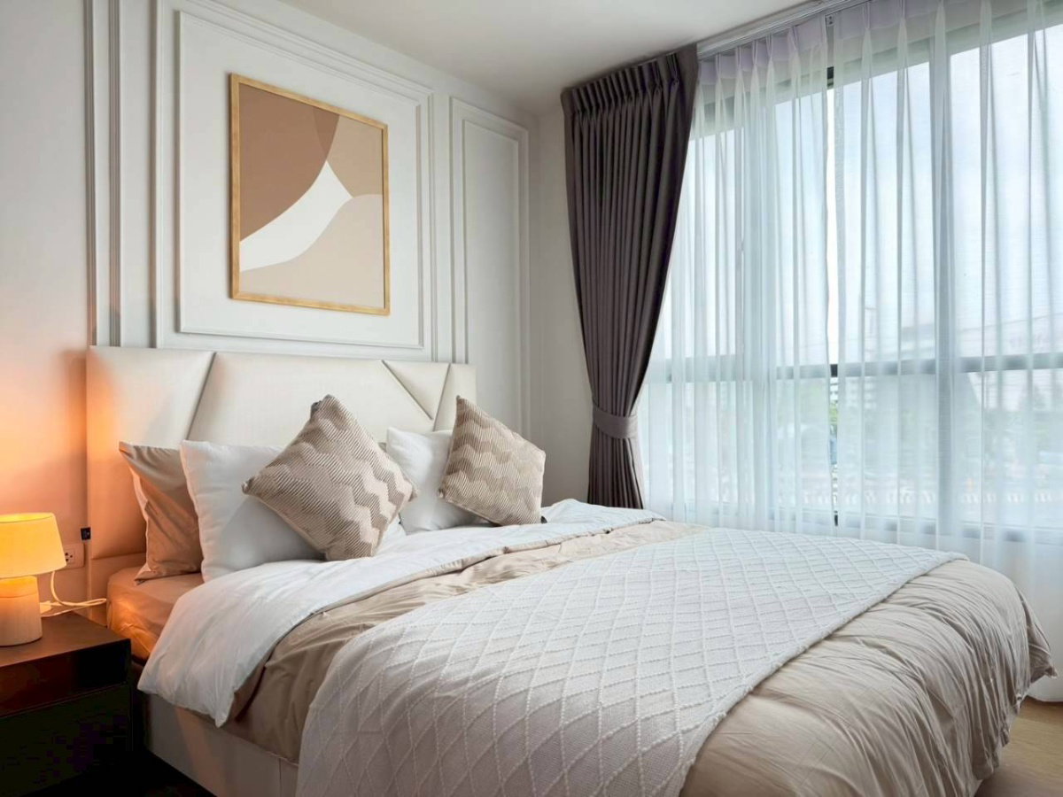 Centrio Condominium For Sell WR-03957