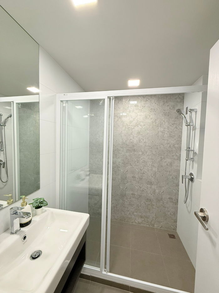 รูป โอนกรรมสิทธิ์ฟรี ⭐ขายคอนโดห้องมือ 1 ตกแต่งสวย เครื่องใช้ไฟฟ้าและเฟอร์นิเจอร์ครบ วิวสระว่ายน้ำและสวน บรรยากาศร่มรื่น น่าอยู่ - รูปที่ 12/13