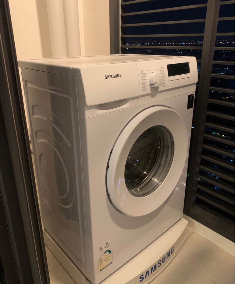 picture Mazarine Ratchayothin - 8/11