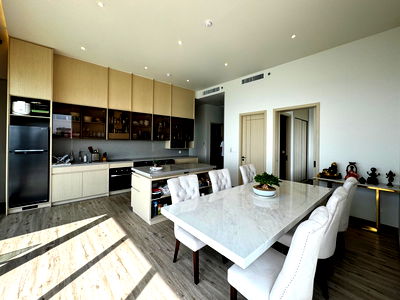 Condos for rent : KT0027📲LineID @556ryccg🏖️3Bedroom 155sqm Floor46 Fully furnished🦀AROM Wongamat Beach