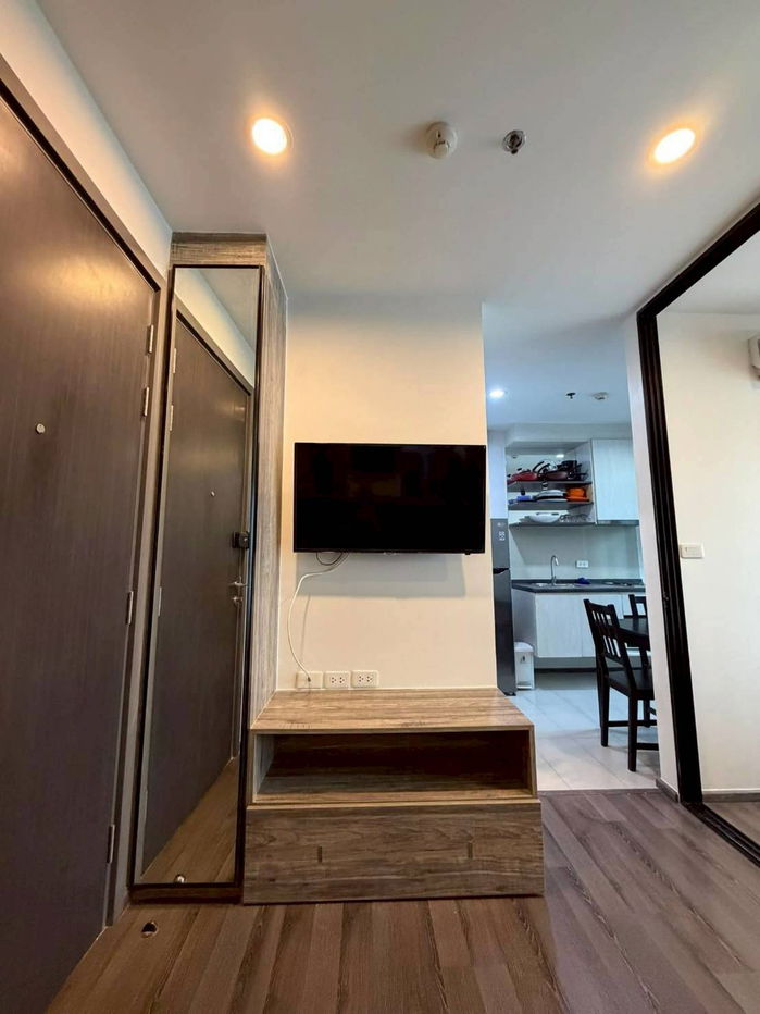 รูป The base park west 1B1B ชั้น 15 ขนาด 26 ตร.ม เช่า 13,000 บาท/เดือน เฟอร์และเครื่องใช้ไฟฟ้าครบ - รูปที่ 4/7