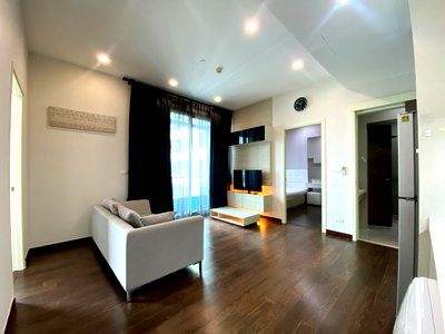ขายคอนโด : Q Asoke” Rare Unit  2 Bedrooms | 1 Bathroom | Fully Furnished Prime location next to MRT Phetchaburi 